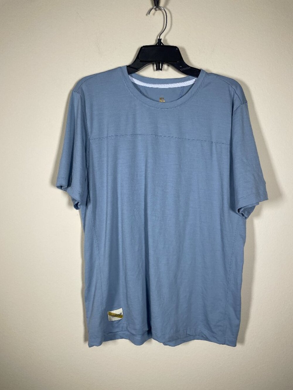 Tracksmith Men's Light Blue Wool Blend Tee Shirt Casual XL Logo